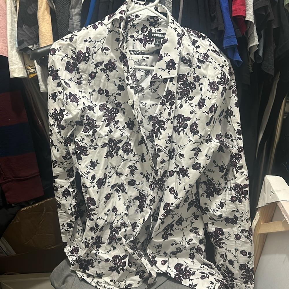 Express long sleeve button up size S
